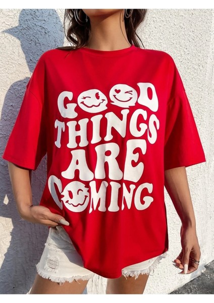 Coming Baskılı Kadın / Kız Oversize/ Boyfirend Kırmızı T-Shirt modelleri