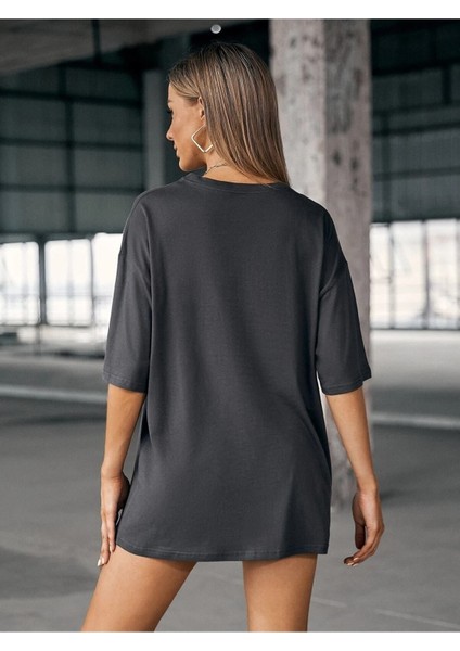 Kadın / Kız Kalp Baskılı Füme Oversize T-Shirt Salaş Boyfirend modelleri