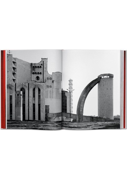 Frédéric Chaubin. Cccp. Cosmic Communist Constructions Photographed - Frederic Chaubin