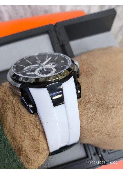 WA.16910-L Swiss Made Silikon k,Kayışlı Erkek Kol Saati
