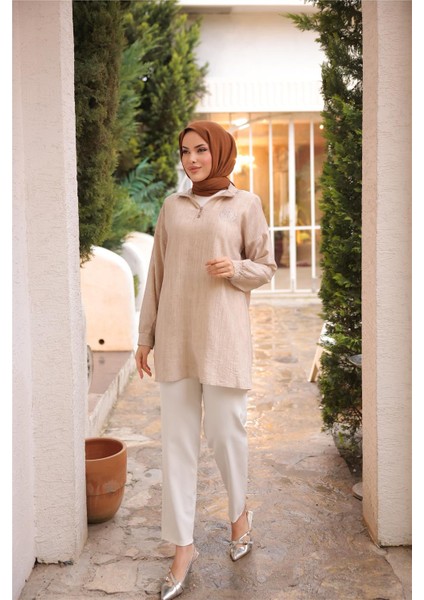 Yarım Fermuarlı Yaka Logo Baskılı Tunik - 71245.026 - Bej modelleri