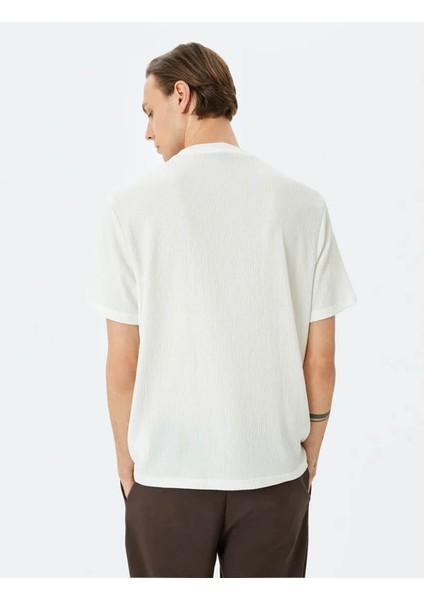 Bisiklet Yaka Kısa Kollu Ekru Erkek T-Shirt 5SAM10065HK modelleri