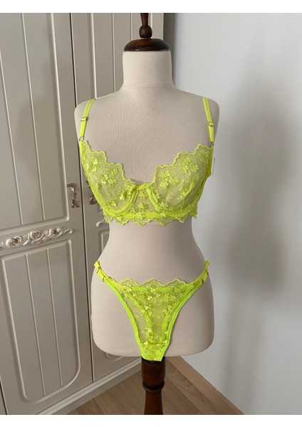 Kadın Neon Sarı Brode Nakış Işlemeli Alt Üst Bralet Çeyizlik Sütyen Takımı