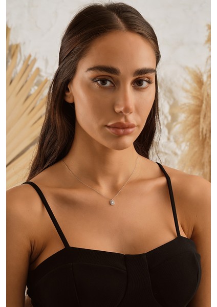 14 Ayar Beyaz Altın Baget Kolye modelleri