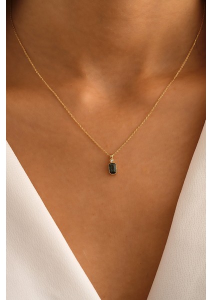 14 Ayar Altın Yeşil Baget Kolye