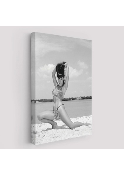 - Leopar Bikinili Bettie Page Duvar TABLOSU-6053 fiyatları