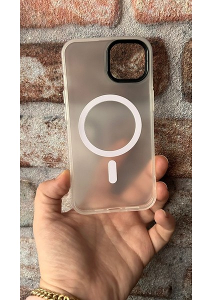 iPhone 13 Uyumlu Magsafe Özellikli Kamera Koruma Çerçeveli Darbe Emici Mat Şeffaf Kılıf