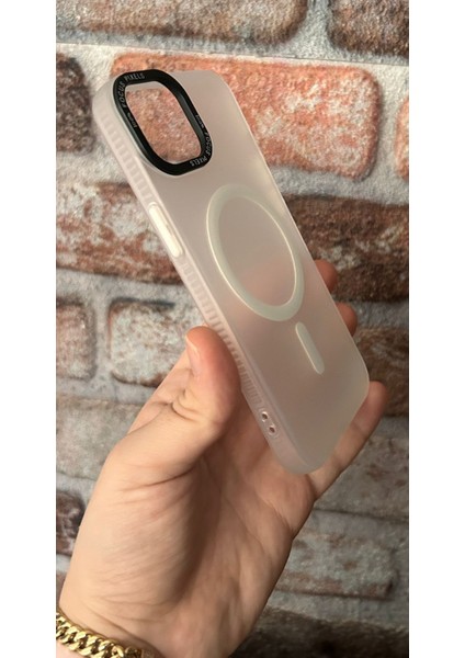 iPhone 13 Uyumlu Magsafe Özellikli Kamera Koruma Çerçeveli Darbe Emici Mat Şeffaf Kılıf
