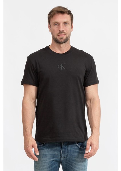 Back Stripe Logo T-Shirt