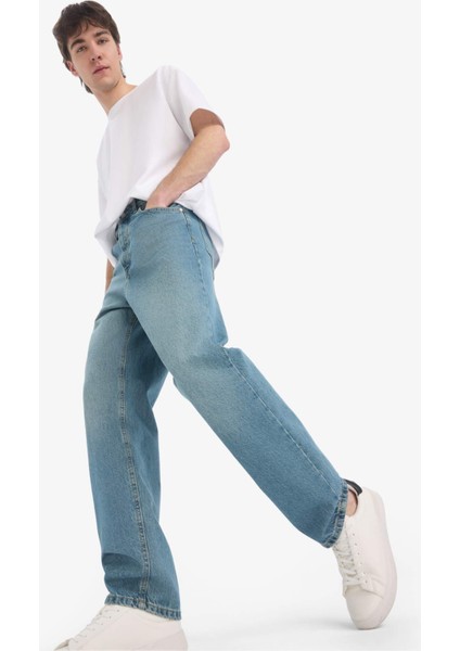 %100 Pamuk Baggy Fit Geniş Kalıp Normal Bel Geniş Paça Soluk Efektli Jean Pantolon D7279AX25SP modelleri