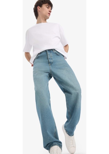 %100 Pamuk Baggy Fit Geniş Kalıp Normal Bel Geniş Paça Soluk Efektli Jean Pantolon D7279AX25SP fırsatları
