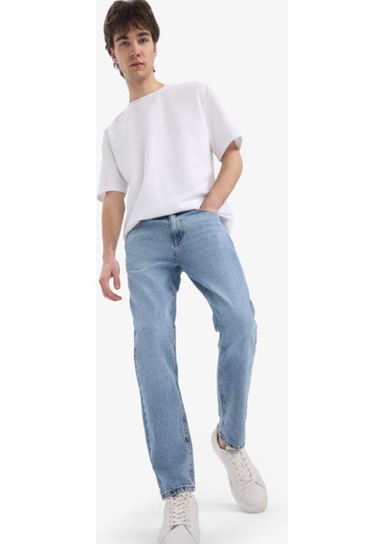 %100 Pamuk 90's Slim Fit Dar Kalıp Yüksek Bel Dar Paça Kar Yıkamalı Jean Pantolon F0161AX25SP modelleri