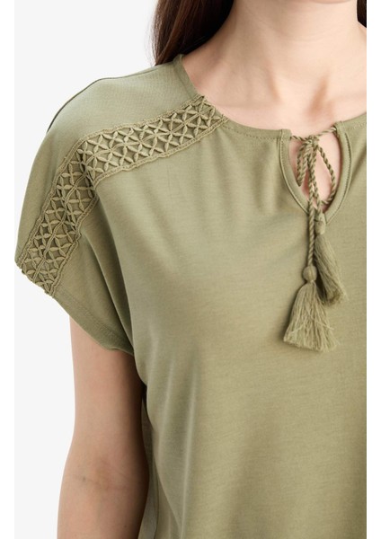 Bisiklet Yaka Kısa Kollu Tişört C1874AX25SP indirimleri