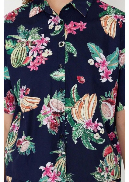 Moda Dokuma Düz Gömlek Yaka Plaj Tropikal Desenli Dokuma Gömlek Şort Takım fırsatları