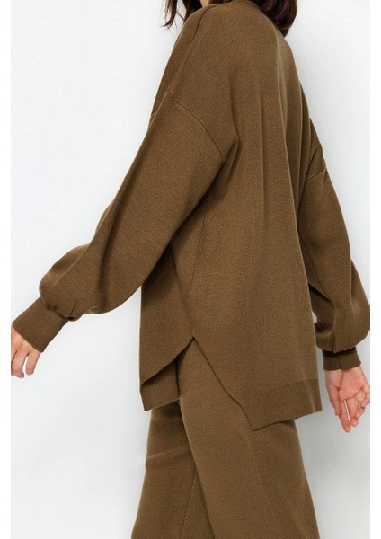 Tarz Kadın Modern Moda Normal Bel Boru Paça Bisiklet Yaka Geniş Kalıp Balon Kol Triko Alt-Üst Takım fiyatları