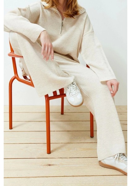 Moda Düz Dik Yaka Casual Günlük Ekru Rahat Kesim Dik Yaka Basic Triko Alt-Üst Takım fiyatları