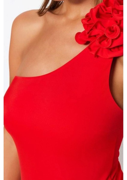 Kadın Moda Atma Kap Askılı Slip Yaka Zümrüt Yeşili Tek Omuz Çiçek Aplikeli Regular Mayo
