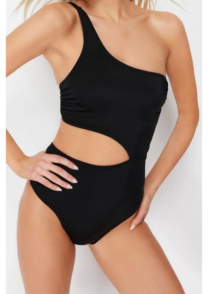 Kadın Moda Atma Kap Cut Out Tek Kol Carmen Yaka Siyah Tek Omuz Cut Out Pencereli Regular Mayokini fırsatları