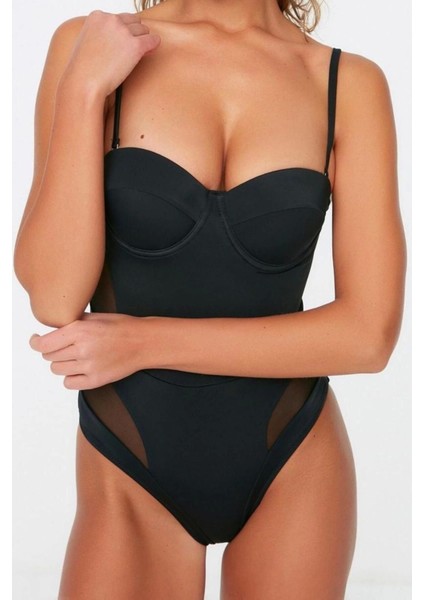 Kadın Moda Sabit Kap Askılı Brief Yaka Siyah Balkonet Mesh Detaylı Regular Mayo