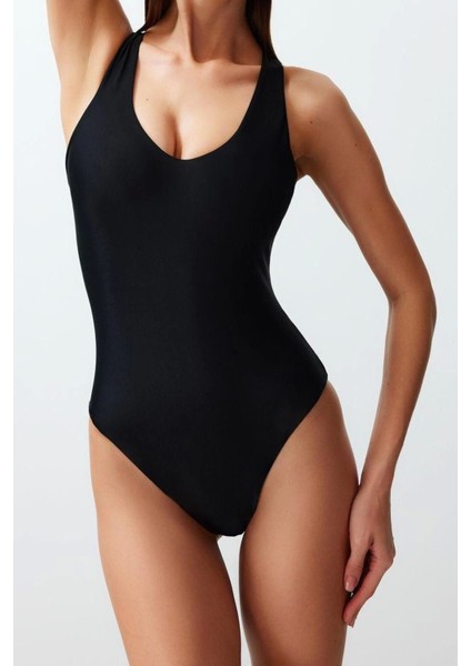 Kadın Moda Atma Kap Askılı Brief Yaka Siyah Sırt Dekolteli High Leg Regular Mayo modelleri