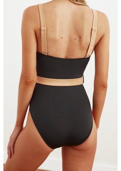 Kadın Moda Atma Kap Askılı Brief Yaka Siyah Kemerli Colour Block Regular Mayo fırsatları