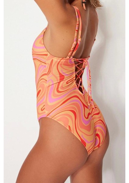 Kadın Moda Atma Kap Askılı Kare Yaka Soyut Desenli Biyeli Regular Mayo fırsatları