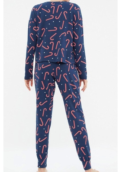 Tarz Rahat Uzun Kollu Boru Paça Pamuklu Yılbaşı Temalı Örme Pijama Takımı