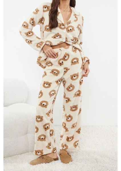 Tarz Rahat Uzun Kollu Geniş Paça Animal Wellsoft Örme Pijama Takımı