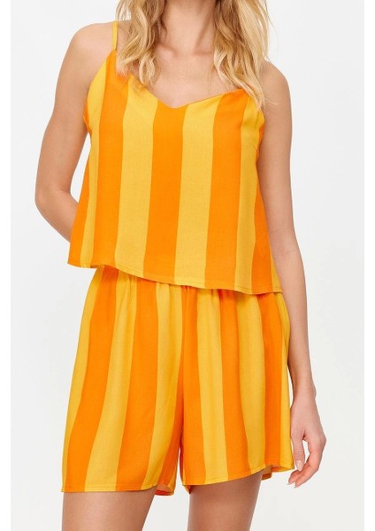 Tarz Rahat Kolsuz Kol Boru Paça Çizgili Ip Viskon Dokuma Pijama Takımı fiyatları