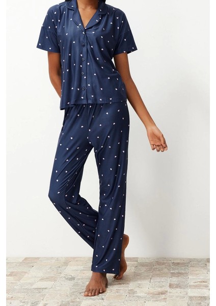 Tarz Rahat Kısa Kollu Boru Paça Kalpli Örme Pijama Takımı