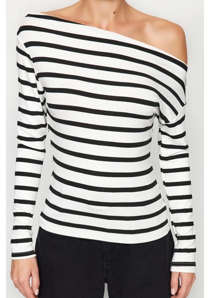 Moda Kayık Yaka Örme Slim Çizgili Desen Casual Günlük Regular Uzun Kol Bluz indirimleri