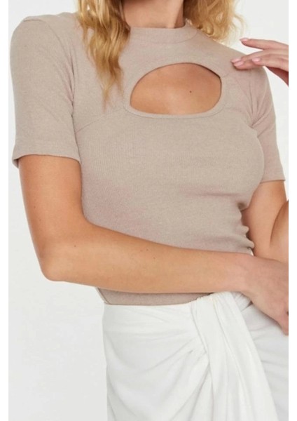 Moda Bisiklet Yaka Örme Slim Düz Desen Casual Günlük Crop Kısa Kol Bluz fiyatları