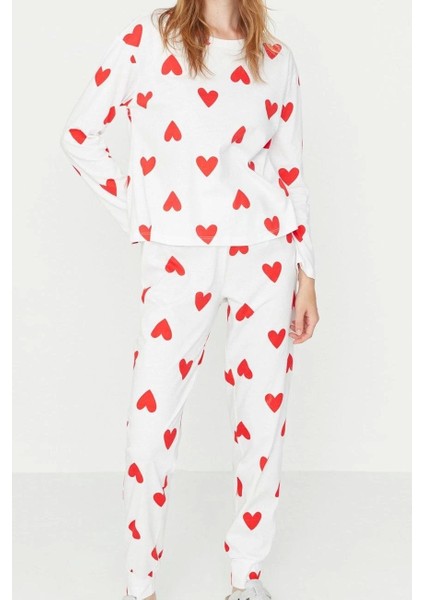 Tarz Rahat Uzun Kollu Boru Paça Pamuklu Kalpli Örme Pijama Takımı