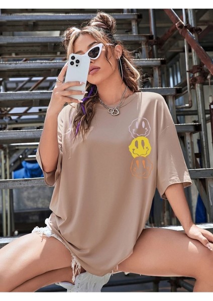 Smile Baskılı Kadın / Kız Oversize Salaş T-Shirt Boyfirend modelleri