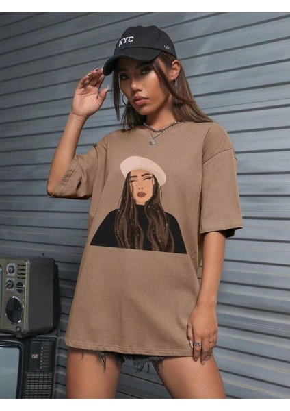 Hat Girl Baskılı Kadın / Kız Oversize Kahverengi T-Shirt modelleri