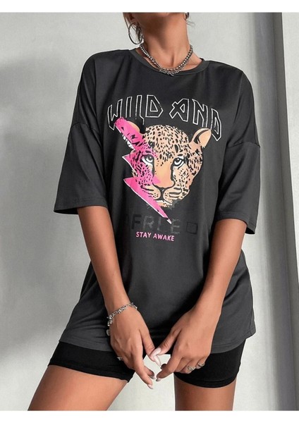 Kadın / Kız Füme Oversize T-Shirt Wild And Baskılı indirimleri