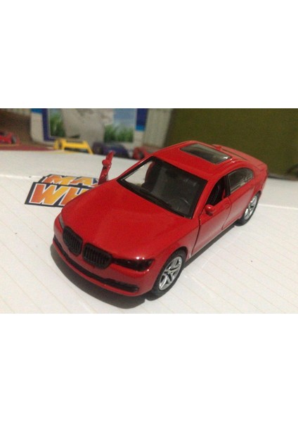 Oyuncak Metal Model Araba Açılır Kapı 1/36 Çek Bırak Kırmızı Bmw fiyatları