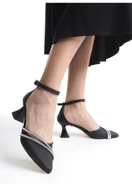 Siyah Saten Taşlı Kısa Topuklu Kadın Ayakkabı
