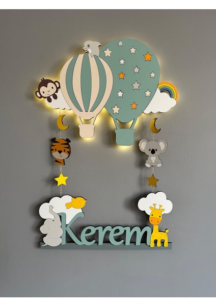 Balonlu Hayvanlı Işıklı Bebek Ahşap Kapı Süsü