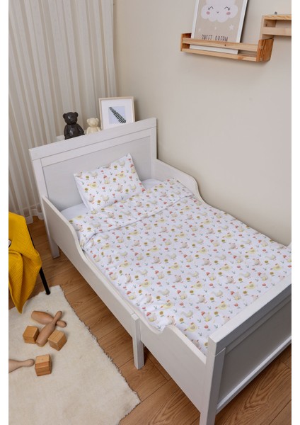 Organik Çarşaflı Bebek Nevresim Takımı (100X150) - Ördek ve Tavuk Düşleri