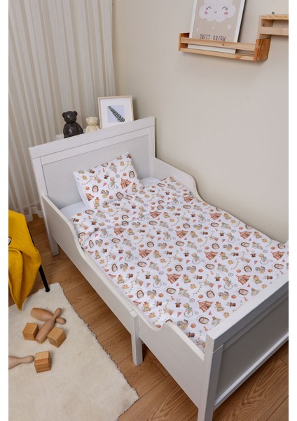 Organik Bebek Boy Nevresim Takımı (100X150) - Sihirli Minik Akrobasi