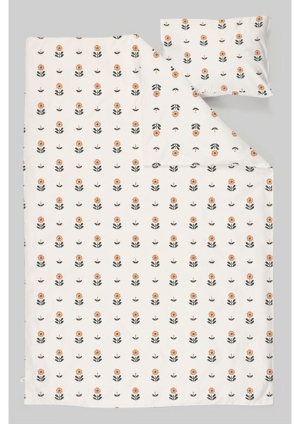 Organik Bebek Boy Nevresim Takımı (100X150) - Minik Papatya Çiçeği