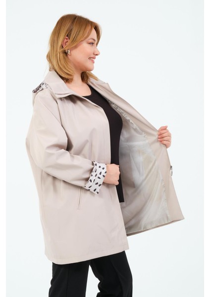 Seyhan Büyük Beden Kadın Mevsimlik Astarlı Kısa Polyester Trençkot