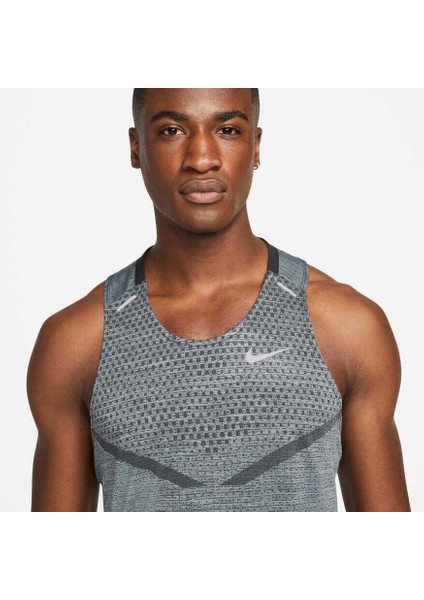 DM4751-010 Nike Dri-Fıt Techknit Ultra Tank Erkek Spor Atlet modelleri