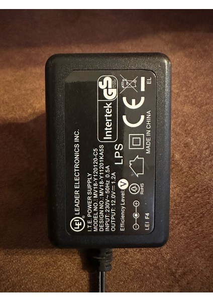 Leader MV18-Y120150-C5 MV18-Y11201KA5S 12V 12V 1.2A, 5.5/2.1mm Ac Adaptör