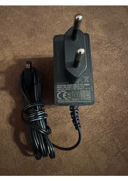 Maes -1201501802 12V 1.5A Adaptör