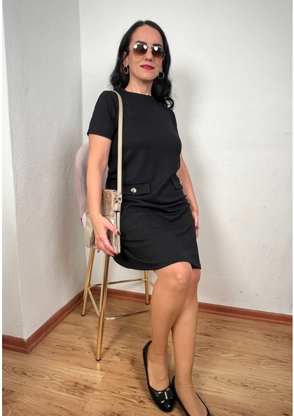 Oysh Gold Düğmeli Cep Kapak Detaylı Modal Siyah Elbise indirimleri