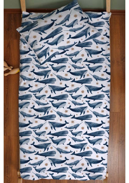 Organik Montessori Nevresim Seti (100X200) - Balina Masalı