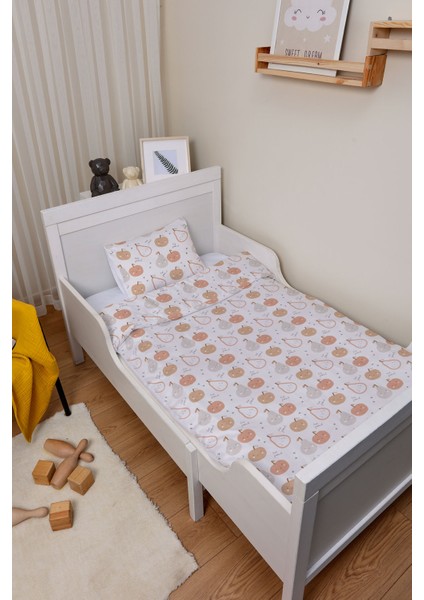 Organik Park Yatak Nevresim Takımı (80X120) - Minik Tatlı Meyveler