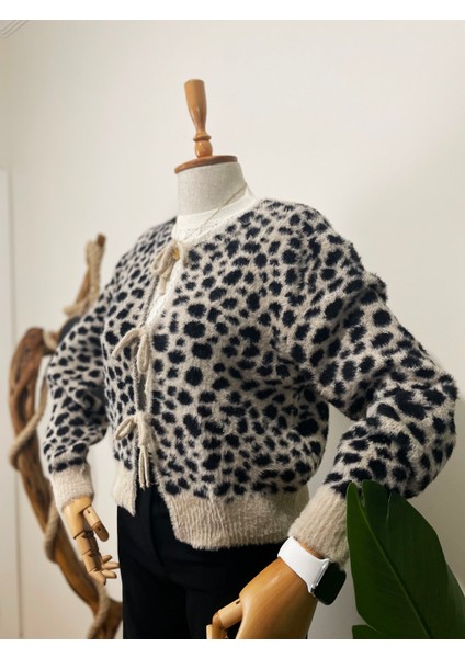 Leopar Bağcık Detaylı Kadın Sakal Hırka